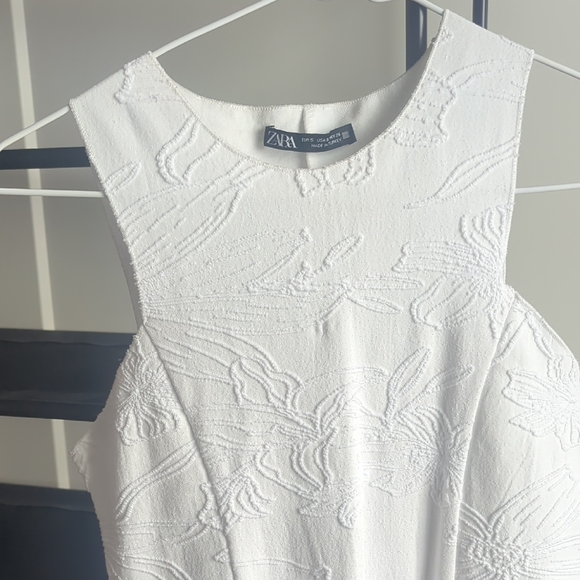 Zara Elegant White Maxi Dress - Picture 3 of 4